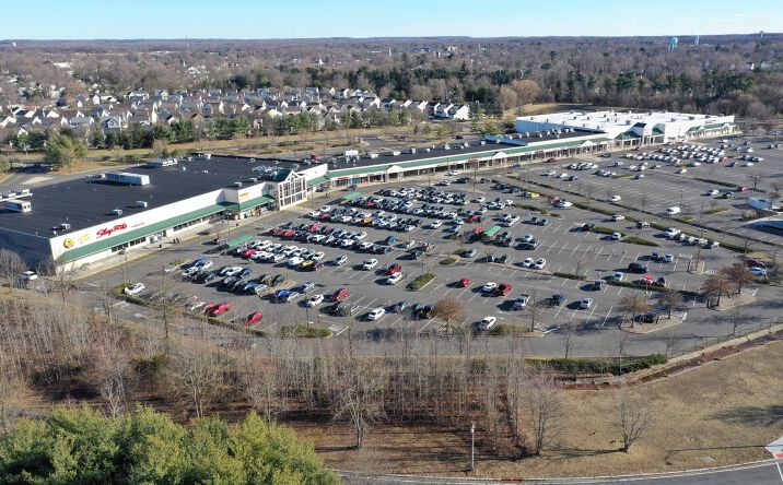 Pictures of Retail, Restaurant property located at 319 US-130, East Windsor, NJ 08520 for lease - image #1