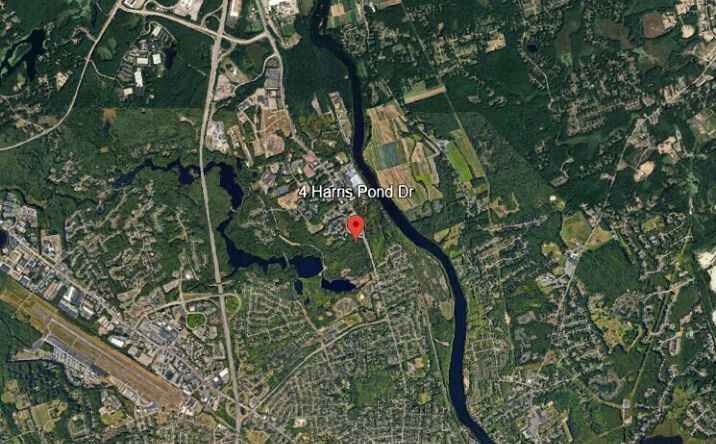 Pictures of Industrial property located at 2 Roundstone Dr, Londonderry, NH 03053 for lease - image #1