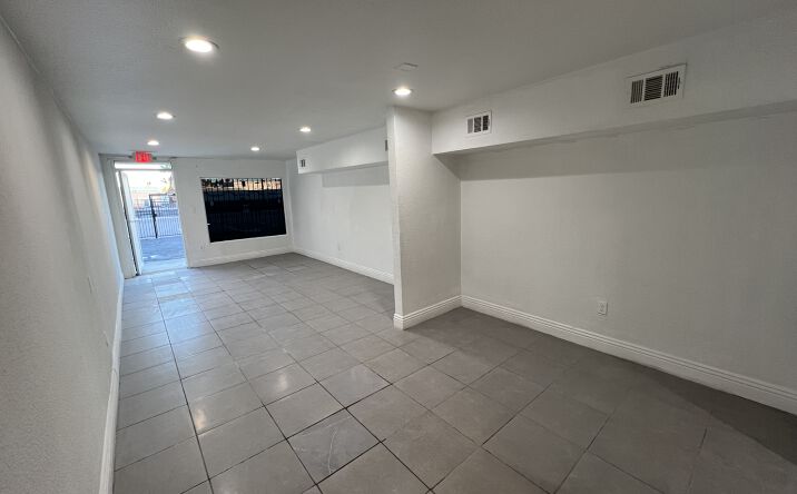 Pictures of Office property located at 812 E Sahara Ave, Las Vegas, NV 89104 for lease - image #1