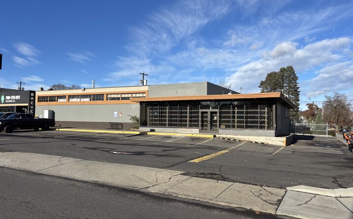Pictures of Retail property located at 902 W Indiana Ave, Spokane, WA 99205 for lease - image #1