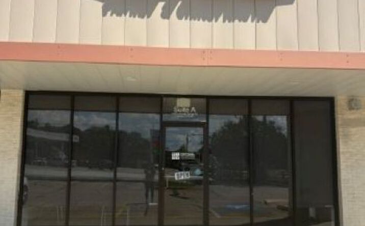 Pictures of Retail, Office property located at 14395 Greenwell Springs Rd Suite A, Baton Rouge, LA 70818 for lease - image #1
