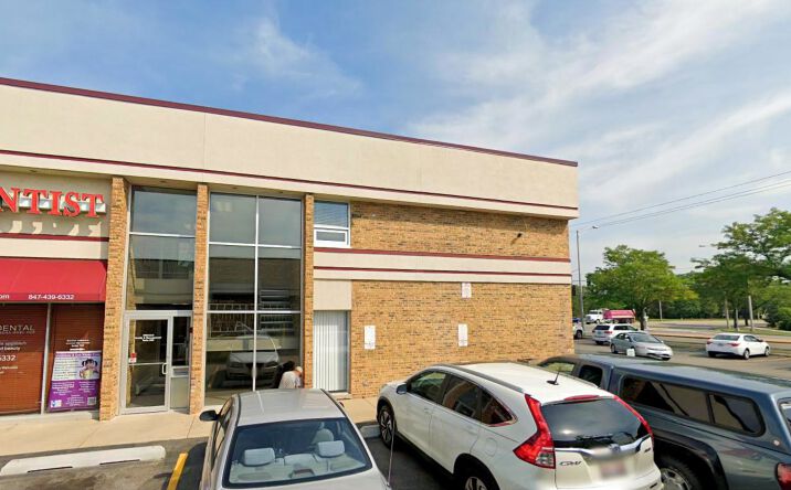 Pictures of Retail property located at 1776 Algonquin Rd, Mount Prospect, IL 60056 for lease - image #1