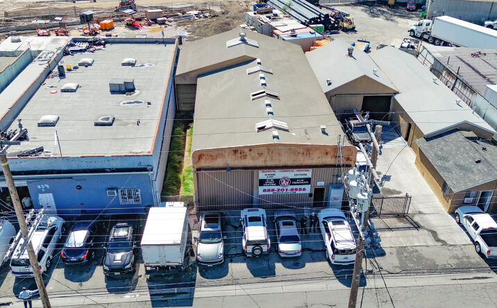 Pictures of Industrial property located at 845 Truck Way, Montebello, CA 90640 for lease - image #1