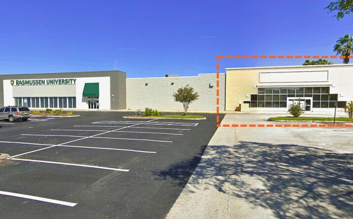 Pictures of Retail property located at 328 Brandon Town Center Dr, Brandon, FL 33511 for lease - image #1
