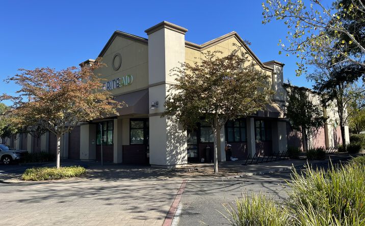 Pictures of Retail, Restaurant property located at 655 Russell Blvd, Davis, CA 95616 for lease - image #1