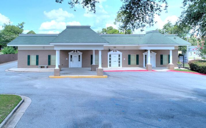 Pictures of Office property located at 803 N Jackson Street N, Albany, GA 31701 for lease - image #1