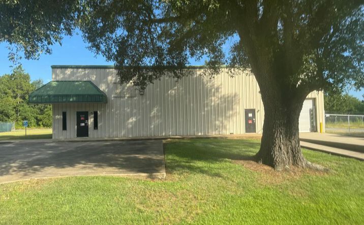 Pictures of Industrial property located at 1603 Krug St, Albany, GA 31705 for lease - image #1