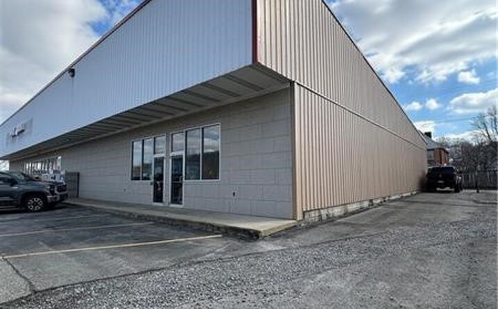 Pictures of Retail, Office, Restaurant property located at 1132 3rd Ave, Ford City, PA 16226 for lease - image #1