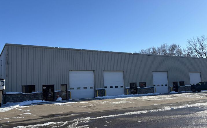 Pictures of Industrial property located at 2301 MANUFACTURING Drive #A2, Clinton, IA 52732 for lease - image #1