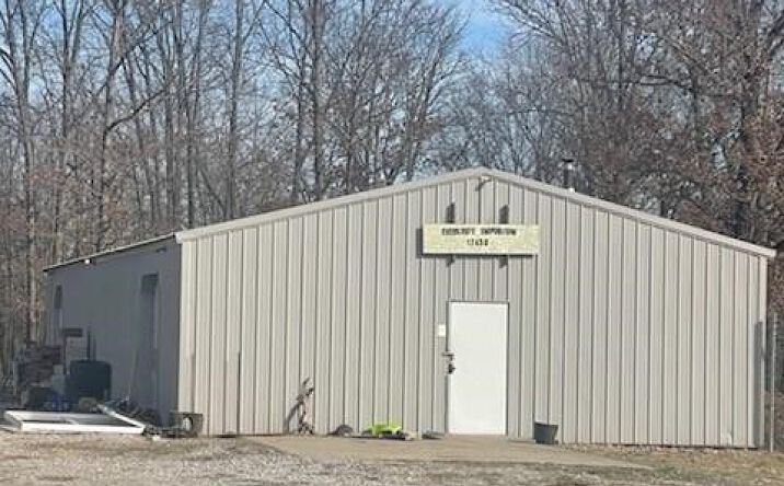 Pictures of Industrial property located at 17450 N Hwy 94, Pea Ridge, AR 72751 for lease - image #1