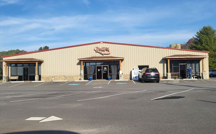 Pictures of Retail, Office, Special Purpose property located at 34 Deerhaven Rd, Galax, VA 24333 for lease - image #1