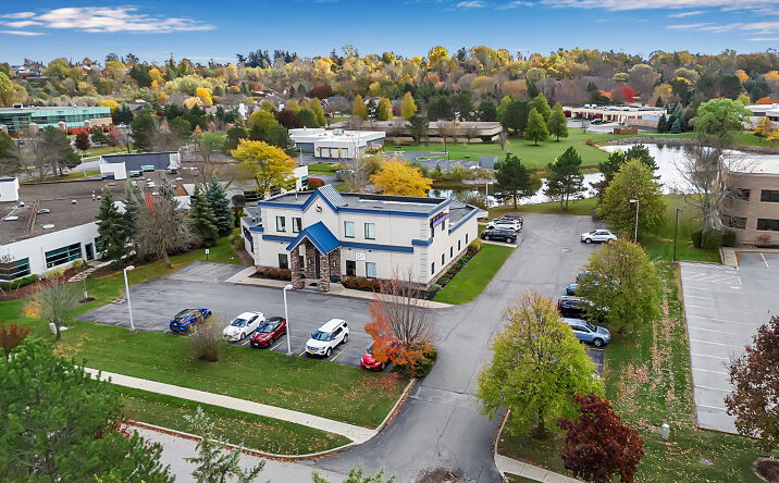 Pictures of Office property located at 551 Farber Lakes Dr, Williamsville, NY 14221 for lease - image #1