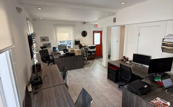Pictures of Office property located at 270 NE 60th St, Miami, FL 33137 for lease - image #1