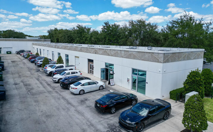 Pictures of Industrial property located at 6453 W Rogers Cir, Boca Raton, FL 33487 for lease - image #1