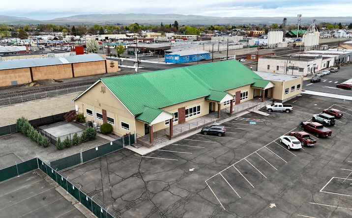 Pictures of Office property located at 105 S 6th St, Sunnyside, WA 98944 for lease - image #1