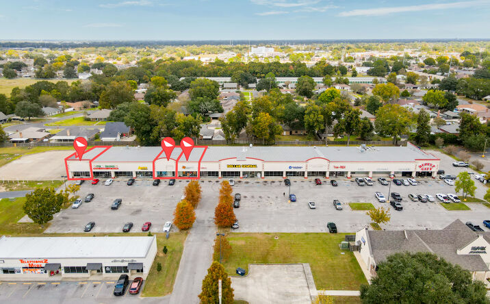 Pictures of Retail property located at 120 Curran Lane, Lafayette, LA 70506 for lease - image #1