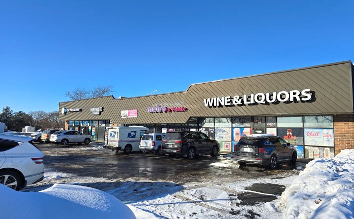 Pictures of Retail property located at 1240-1252 E Dundee Road, Palatine, IL 60074 for lease - image #1