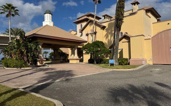 Pictures of Office property located at 861 Ballough Road AA, Daytona Beach, FL 32114 for lease - image #1