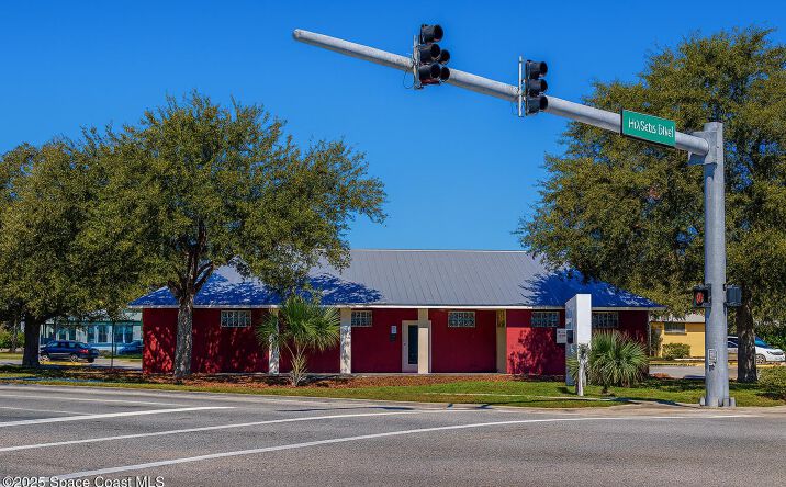Pictures of Office property located at 301 W Hibiscus Boulevard, Melbourne, FL 32901 for lease - image #1