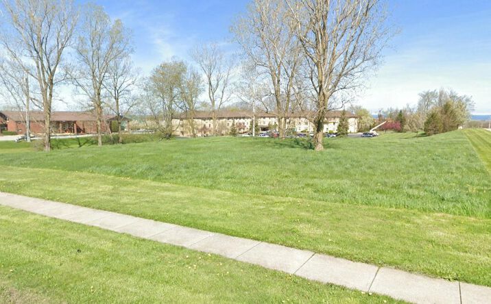 Pictures of Land property located at 1514 E Grandview Blvd, Erie, PA 16504 for lease - image #1