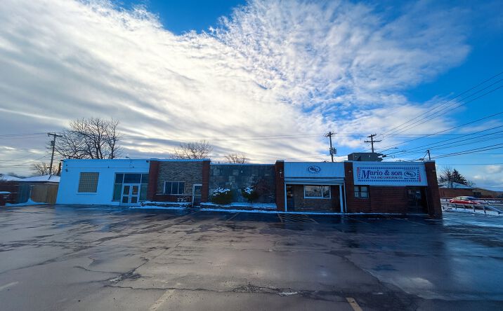 Pictures of Retail, Office, Restaurant property located at 2755 Harlem Rd, Cheektowaga, NY 14225 for lease - image #1