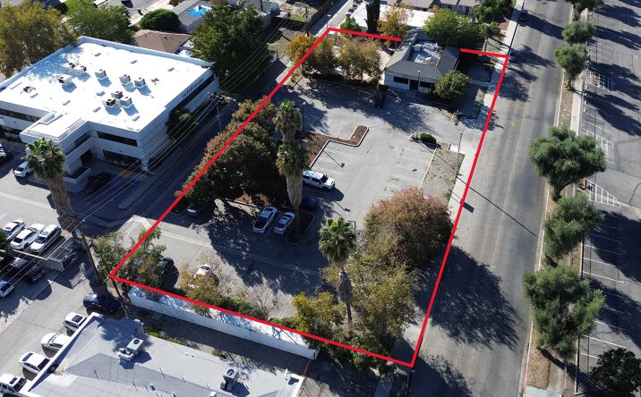 Pictures of Retail property located at 1003 E Devonshire Ave, Hemet, CA 92543 for lease - image #1