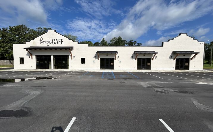 Pictures of Retail, Office property located at 8521 Grelot Rd, Mobile, AL 36695 for lease - image #1