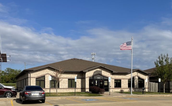 Pictures of Office property located at 3205 Williams Blvd SW, Cedar Rapids, IA 52404 for lease - image #1