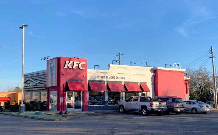 Pictures of Retail, Restaurant property located at 3745 E Shelby Dr, Memphis, TN 38118 for lease - image #1