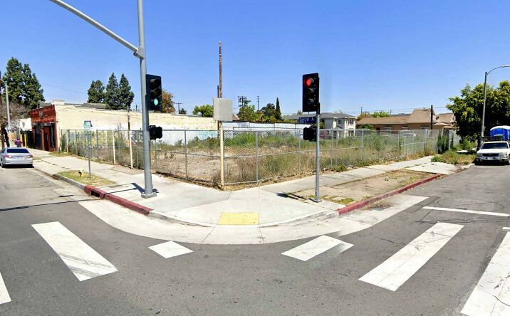 Pictures of Land property located at 2732 S Central Ave, Los Angeles, CA 90011 for lease - image #1