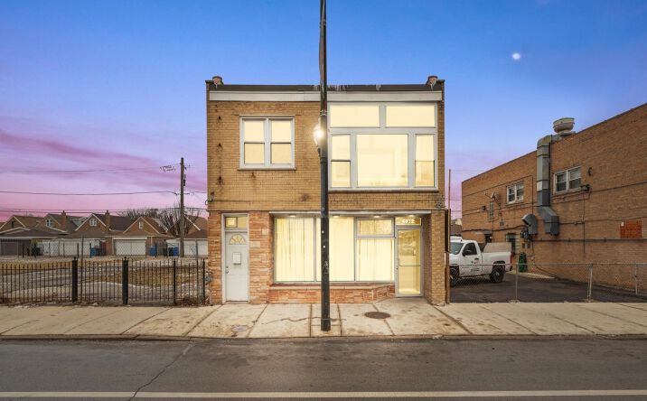 Pictures of Office, Retail property located at 6832 S PULASKI Road 1, Chicago, IL 60629 for lease - image #1