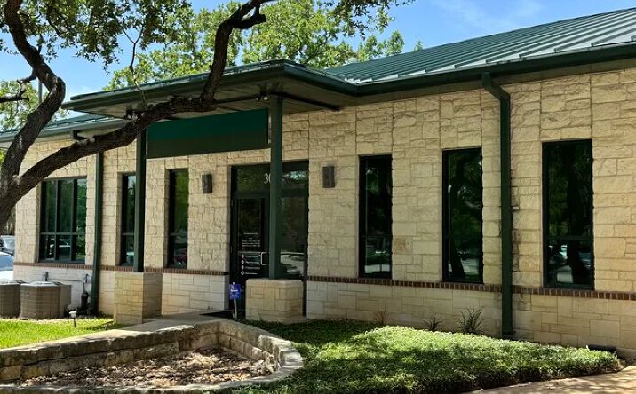 Pictures of Office property located at 16010 Park Valley Dr, Round Rock, TX 78681 for lease - image #1