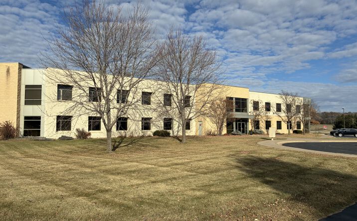 Pictures of Office property located at 625 Whitetail Blvd, River Falls, WI 54022 for lease - image #1