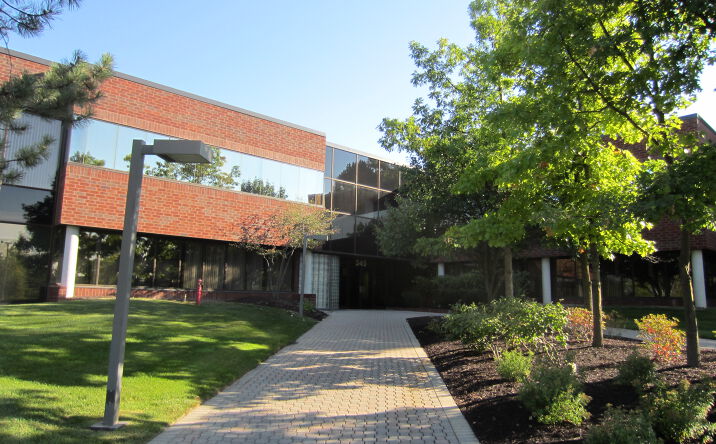 Pictures of Office property located at 345 Woodcliff Dr, Fairport, NY 14450 for lease - image #1