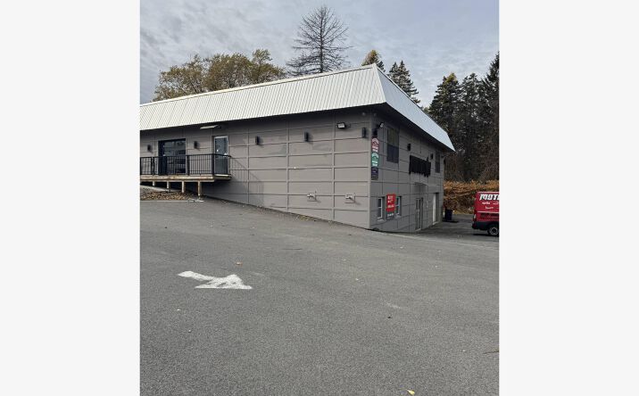 Pictures of Retail property located at 31 Old Rte 146, Clifton Park, NY 12065 for lease - image #1
