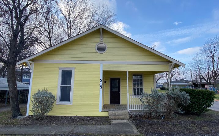Pictures of Office, Retail, Special Purpose property located at 303 Taylor St, Hutto, TX 78634 for lease - image #1