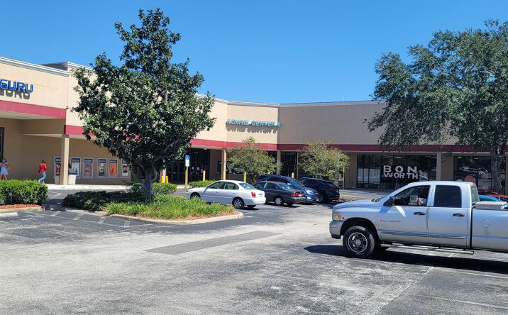 Pictures of Retail property located at 2019 E Silver Springs Blvd, Ocala, FL 34470 for lease - image #1