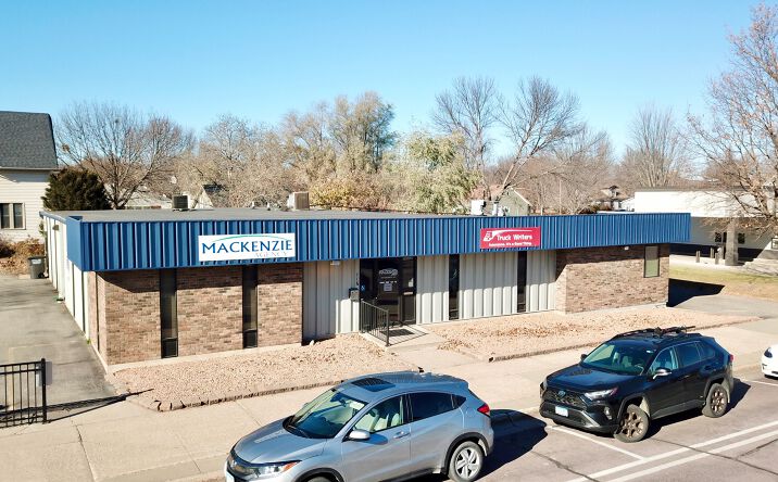 Pictures of Office property located at 116 S 3rd St, Saint Peter, MN 56082 for lease - image #1