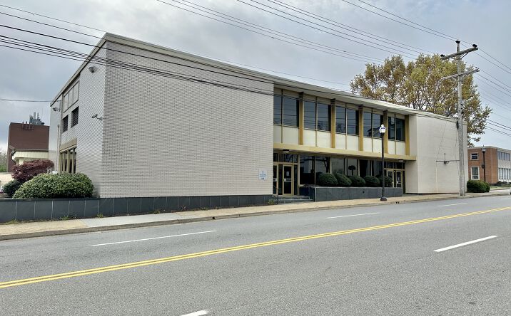 Pictures of Office, Special Purpose, Retail property located at 8 Lester St, Martinsville, VA 24112 for lease - image #1