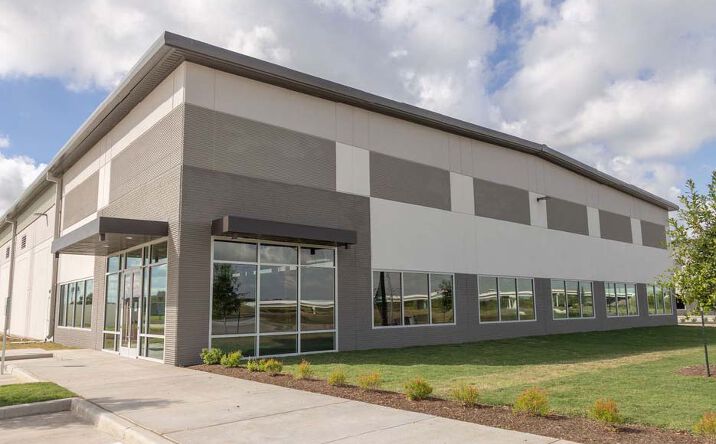 Pictures of Office, Industrial property located at 1600 N Main St, Pearland, TX 77581 for lease - image #1