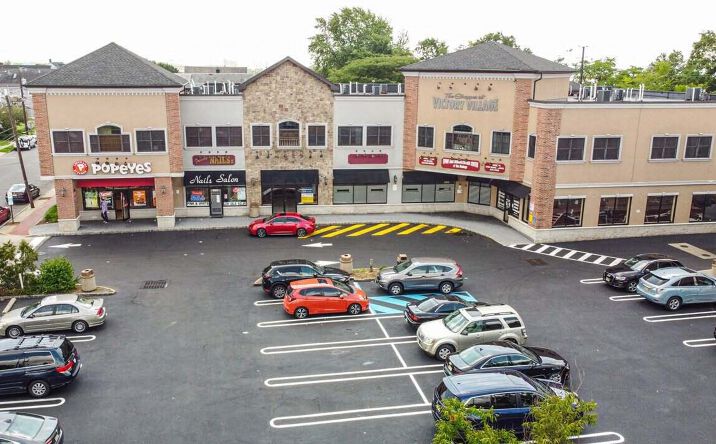 Pictures of Retail property located at 553 Sayre Ave, Perth Amboy, NJ 08861 for lease - image #1