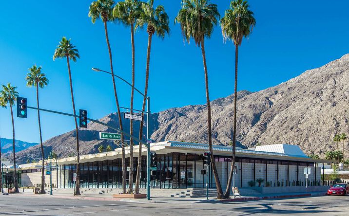 Pictures of Retail property located at 333 S Palm Canyon Dr, Palm Springs, CA 92262 for lease - image #1