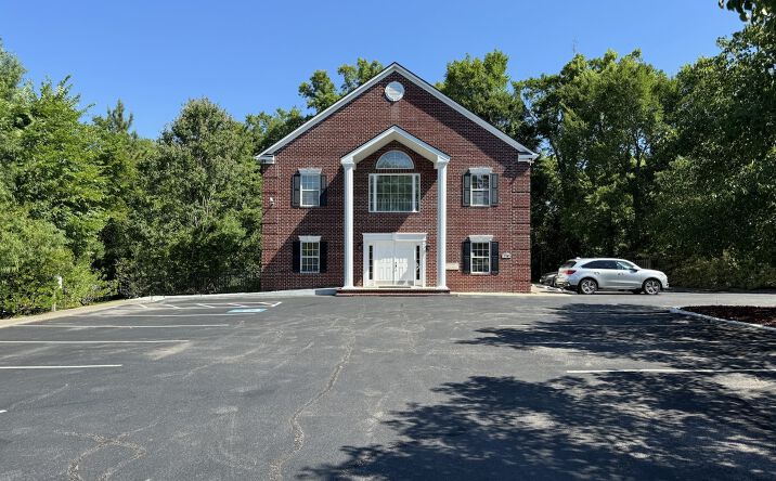 Pictures of Office property located at 3700 Palmetto Pointe Blvd, Myrtle Beach, SC 29588 for lease - image #1