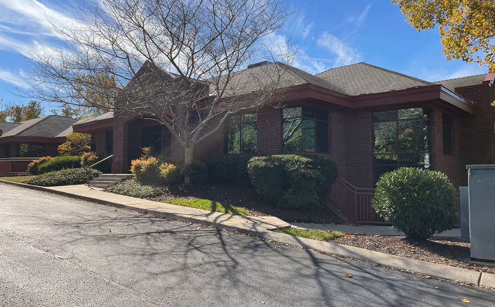 Pictures of Office property located at 213 Overlook Cir, Brentwood, TN 37027 for lease - image #1