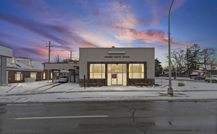 Pictures of Retail, Office, Restaurant property located at 15010 E Jefferson Ave, Grosse Pointe Park, MI 48230 for lease - image #1