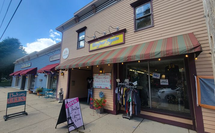 Pictures of Retail, Office property located at S42 W31370 WI-83, Genesee Depot, WI 53127 for lease - image #1