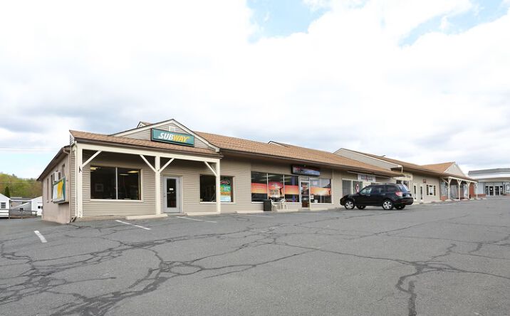 Pictures of Retail property located at 535 College Hwy, Southwick, MA 01077 for lease - image #1