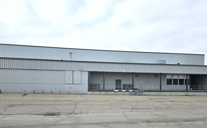 Pictures of Industrial property located at 11630 Mosteller Rd, Sharonville, OH 45241 for lease - image #1