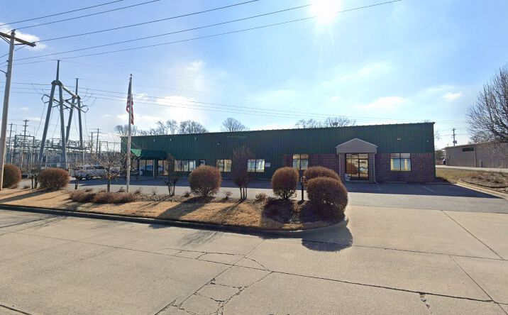 Pictures of Office, Industrial property located at 4320 E 43rd St, North Little Rock, AR 72117 for lease - image #1