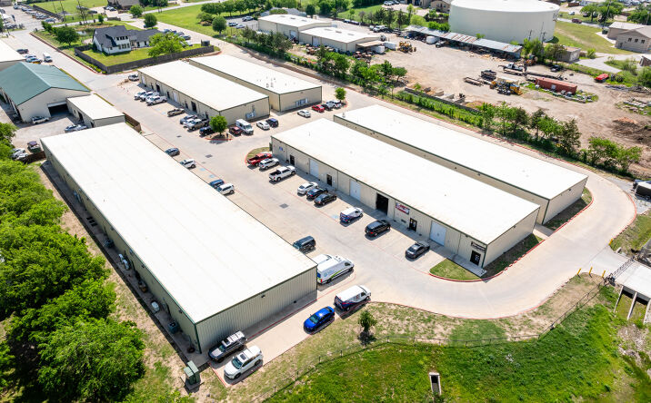 Pictures of Industrial property located at 10365 Alta Vista Rd, Fort Worth, TX 76244 for lease - image #1